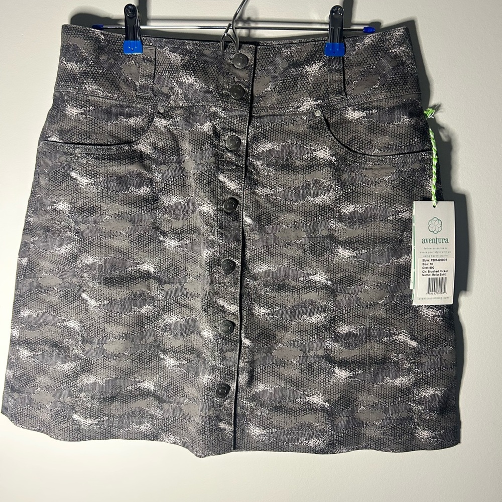 Aventura Melia Women's Brushed Nickel Skirt | size 10 | NWT | MSRP $65